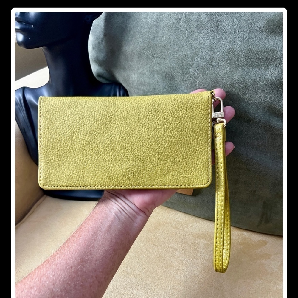 STEVE MADDEN B-Nelly Core Fold Over/Bifold Wristlet Wallet in Marigold NWT - Picture 9 of 13